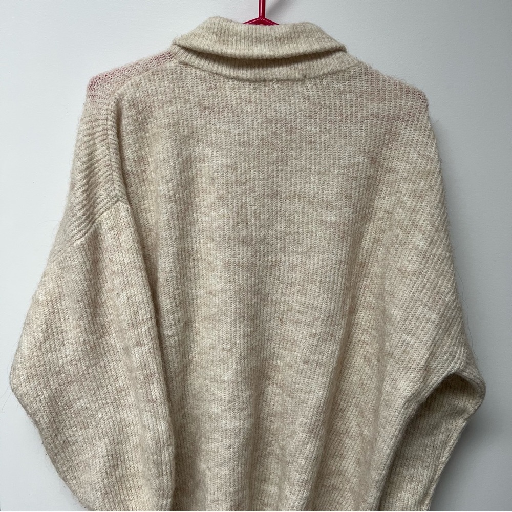 H&M Oversize Knit - Picture 4 of 6